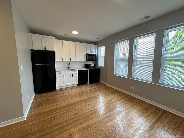 Leland Albany Commons — Photo 116