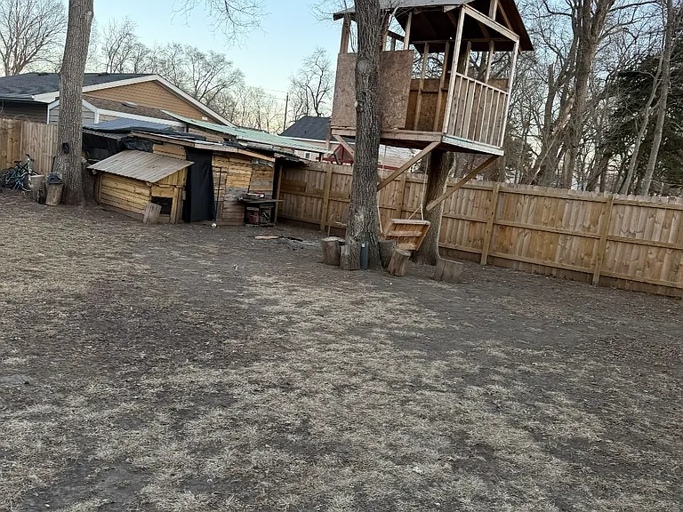 627 SE 27th Ct — Photo 12