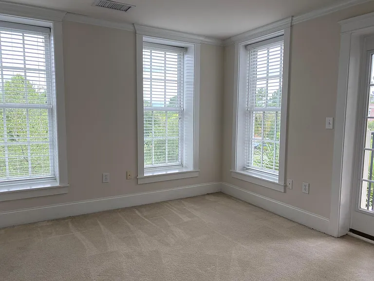 716 S Shelmore Blvd #200 — Photo 14