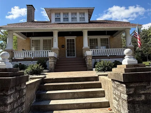 120 N 7th St, Louisiana, MO 63353