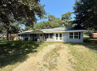 2725 E Railroad St, Vidor, TX 77662