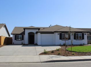 7405 Millers Point Ln, Bakersfield, CA 93307