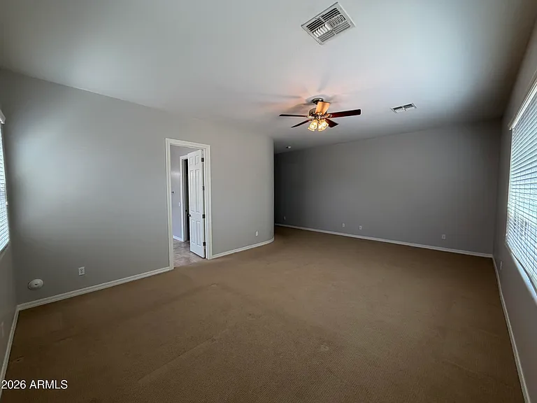 2417 E Iris Dr — Photo 17