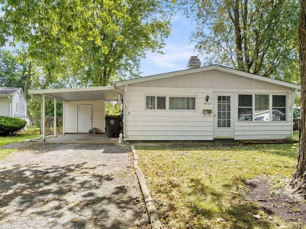 5727 Remington Dr, Fort Wayne, IN 46809