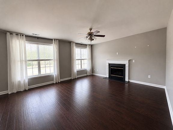 3rd image of 805 Pinkney Pl