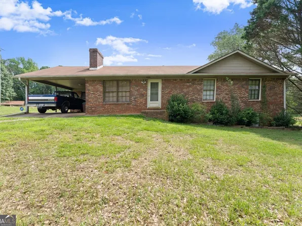 5590A Howard Rd, Cumming, GA 30040