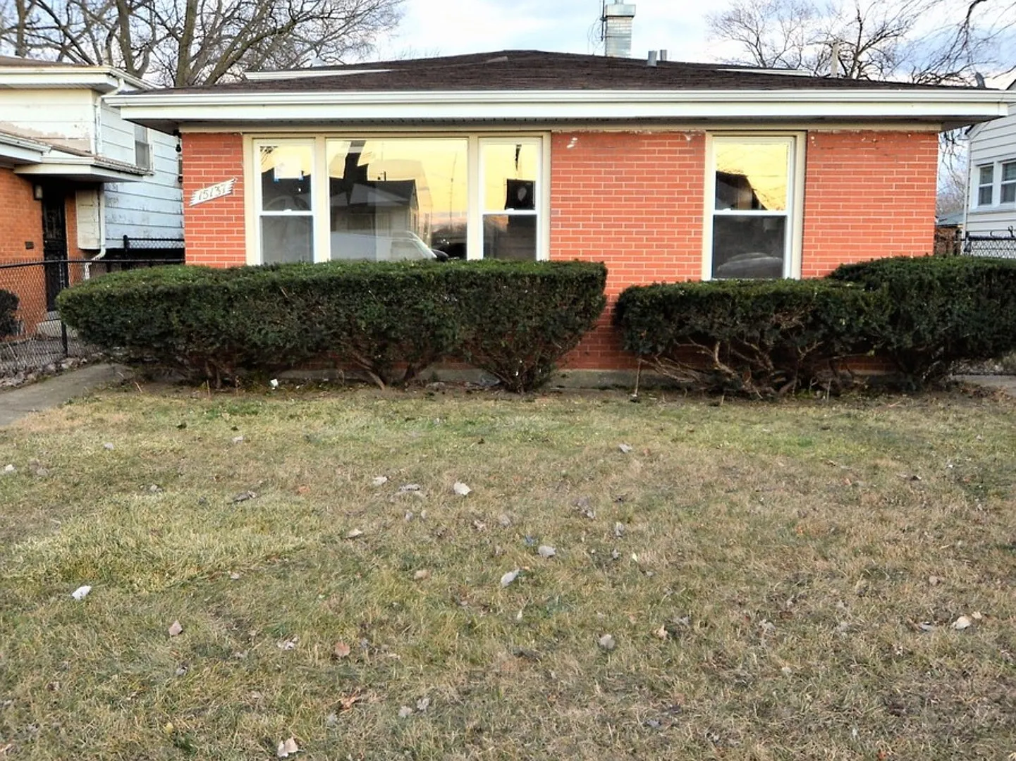 15137 Winchester Ave photo 1