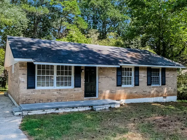 8216 Saxon Ct, Jonesboro, GA 30238