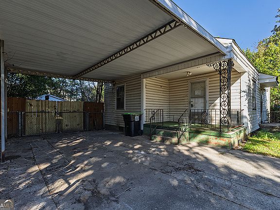 4th image of 920 McArthur Blvd