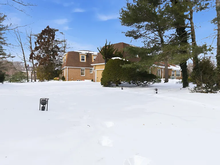 120 Piermont Ave — Photo 5