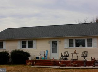 204 Chatham Village Rd, Montross, VA 22520