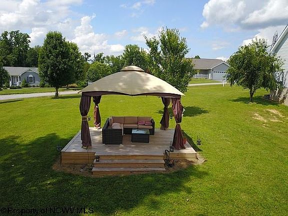5th image of 47 Meadowpointe Estates Dr