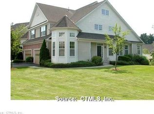 71 Goodwin Cir, Hartford, CT 06105