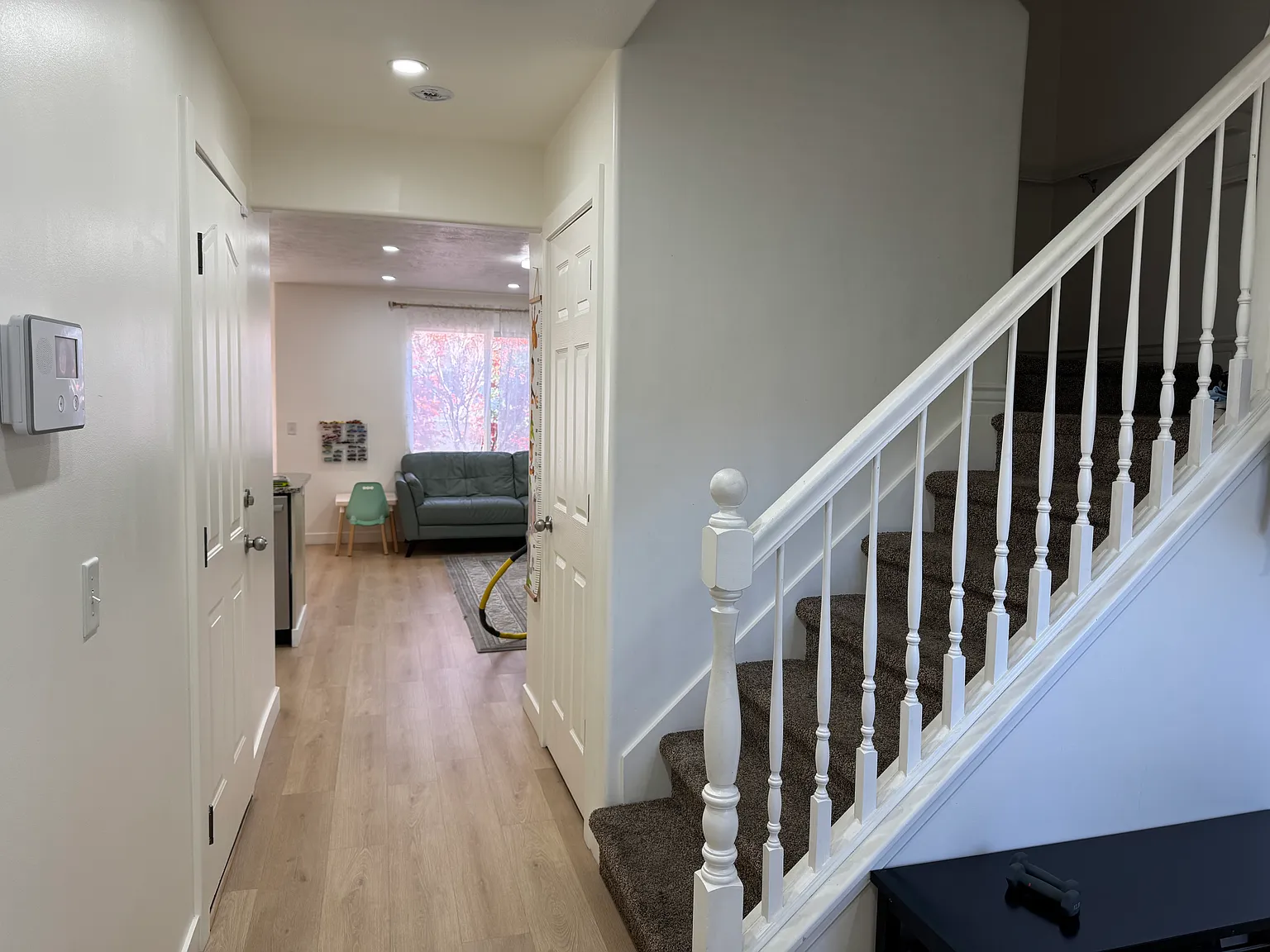 3 bed, 2116 sqft, $2,600 — Photo 3