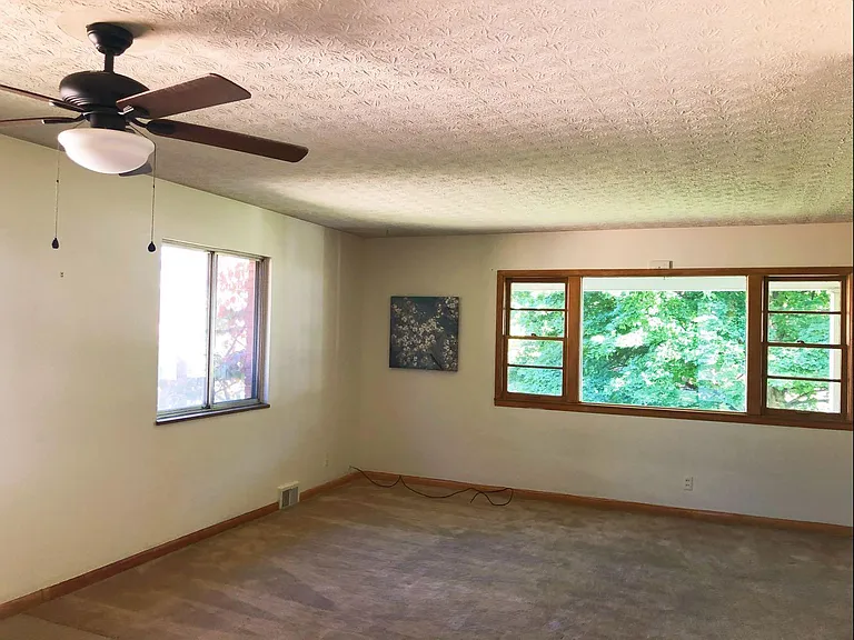332 Kenridge Rd #B — Photo 5