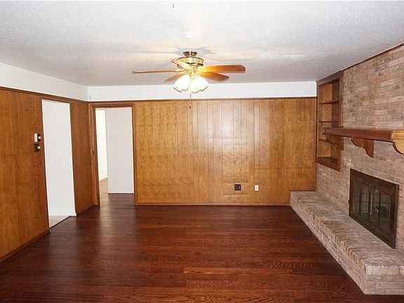 4th image of 5724 Wharton Dr