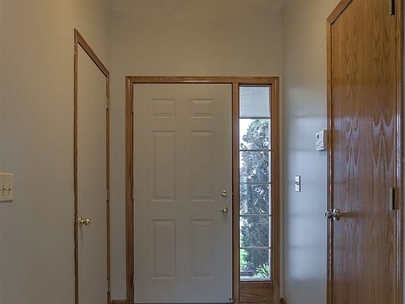 2nd image of 707 Rosewood Ave