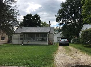 3013 N Mission Rd, Peoria, IL 61604