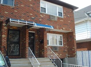 2951 163rd St, Flushing, NY 11358