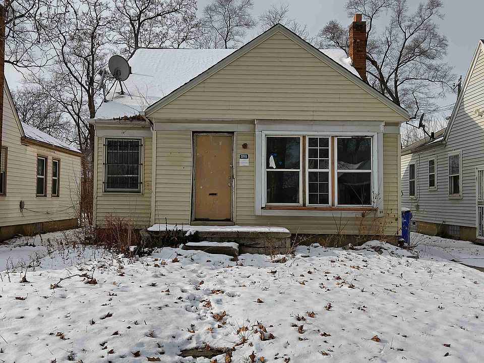 14557 Roselawn