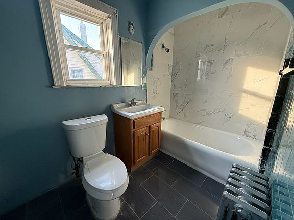 3rd image of 11935 195th St Floor 2