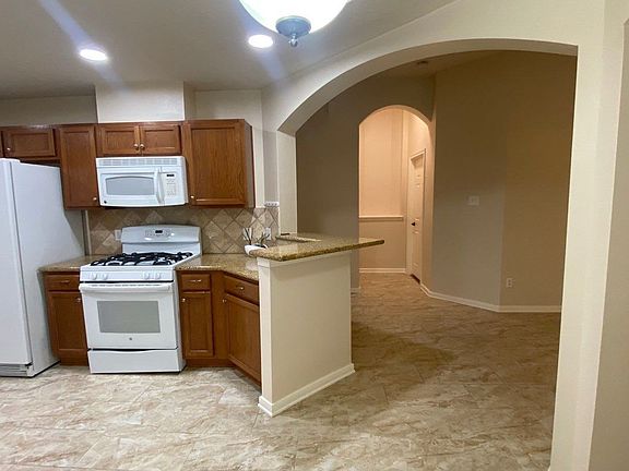 4th image of 15402 Forest Creek Farms Dr