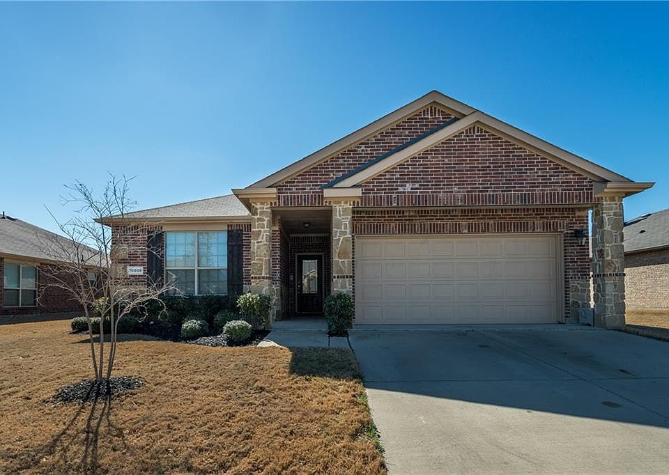 1st image of 15009 Waters Dr