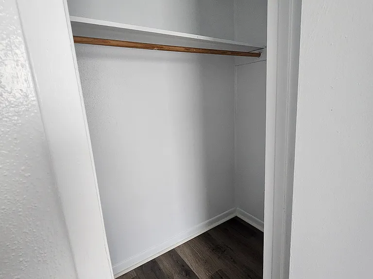 1105 Elyse Dr — Photo 13