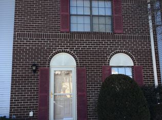 3 Kirby Ln #146, Franklin Park, NJ 08823