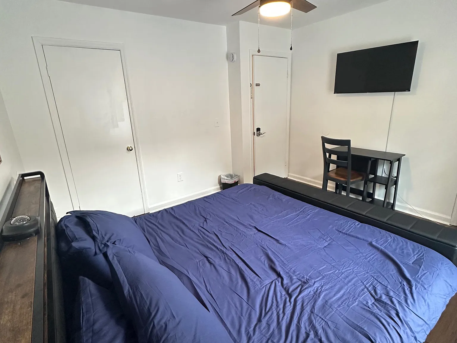 4 bed, 2.0 bath, 960 sqft, $1,520 — Photo 3