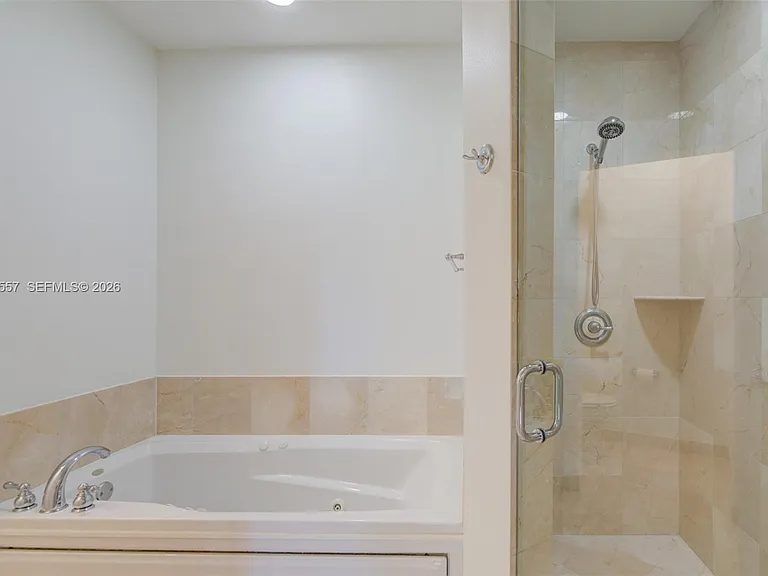 16101 Emerald Estates Dr #250 — Photo 28