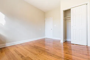 Rented by Dixon Advisory USA Inc.