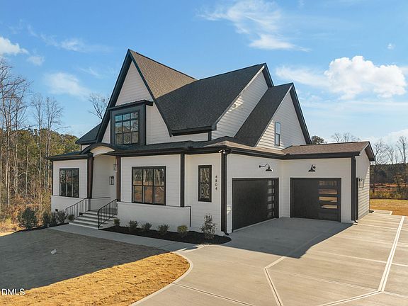 3rd image of 4804 Hopkins Glen Way
