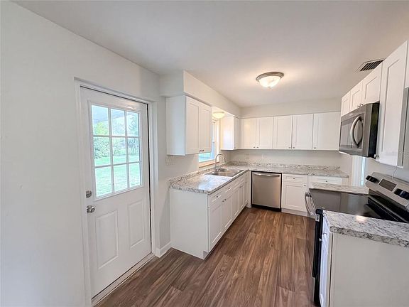 2nd image of 411 W SEMINOLE AVENUE