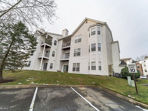 2nd image of 1308 Cranesbill Ct Unit 202