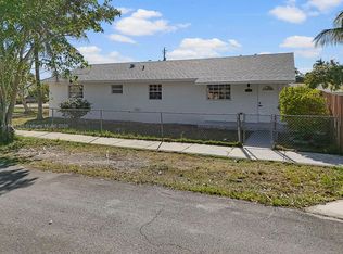 139 NE 17th St, Homestead, FL 33030