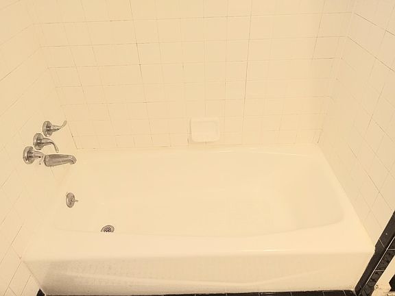 5th image of 2717 Fern St