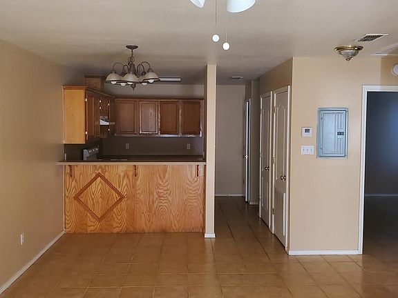 2nd image of 1006 Lilia Dr APT 141