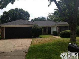 1924 Ridgebrook Dr, Arlington, TX 76015