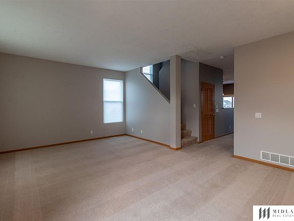2nd image of 13904 S 29th Cir