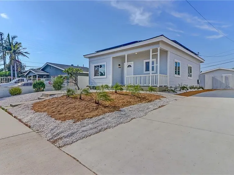 409 Olive St #A — Photo 10