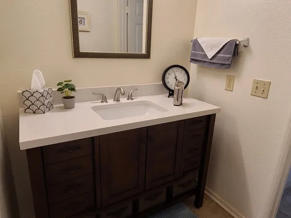 675 Oak Run Trl Unit 306, Oak Park, CA 91377