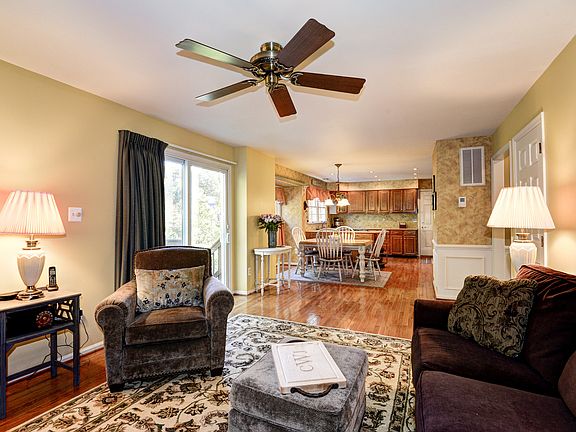 5th image of 13904 Whetstone Manor Ct