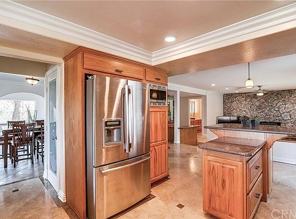3rd image of 20605 Broadview Dr