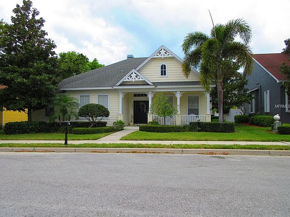 2nd image of 8070 Willow Ct