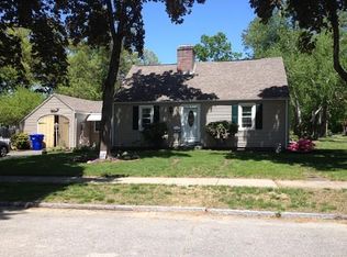 30 Ford St, Springfield, MA 01118