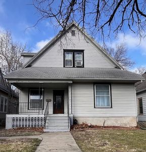 1111 N Main St, Newton, KS, 67114