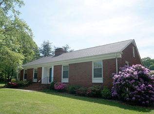 1101 Montpelier Dr, Greensboro, NC 27410