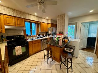 24 Chetwynd Rd #1B, Somerville, MA 02144