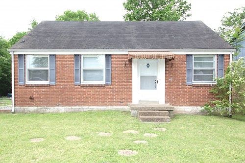1st image of 716 Blackstone Ave